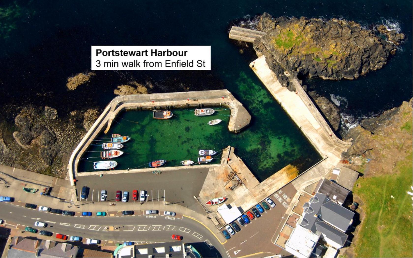 Enfield Street House Behind Portstewart Promenade With Partial Sea View From Front 3 Bed Sleeps 7 Villa Exterior photo